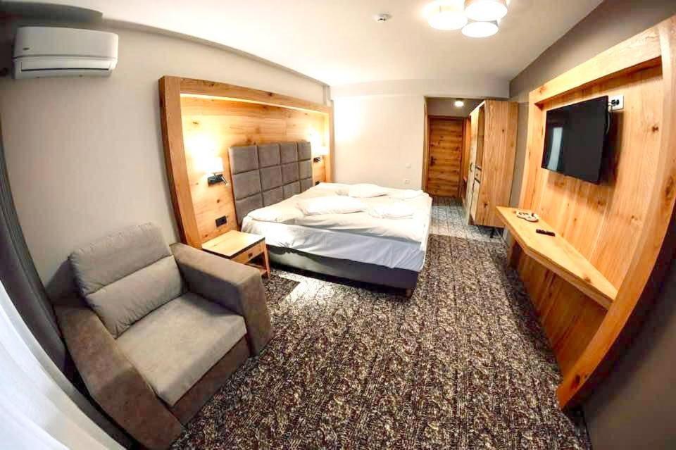 Popasul Domnesc- Resort& Spa- Voronet Vue 外观 照片