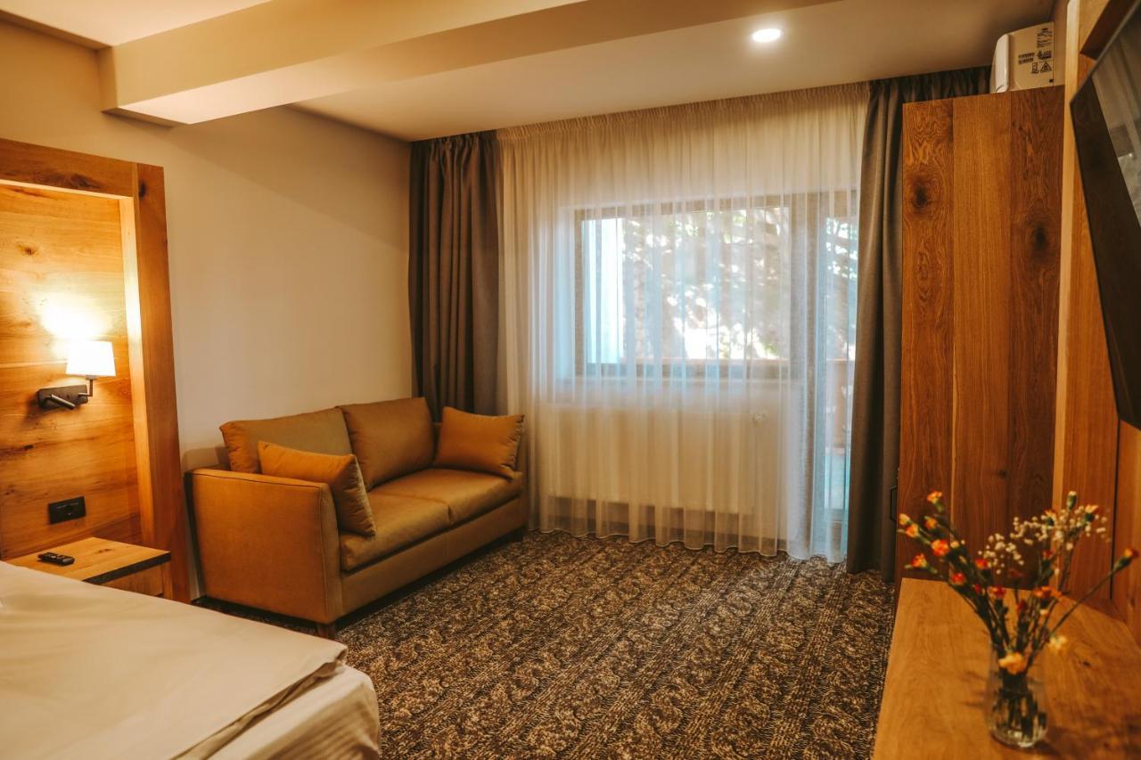 Popasul Domnesc- Resort& Spa- Voronet Vue 外观 照片